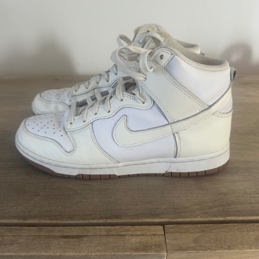 Women's high top Dunks